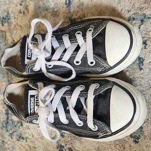 USED Kids Converse All Star